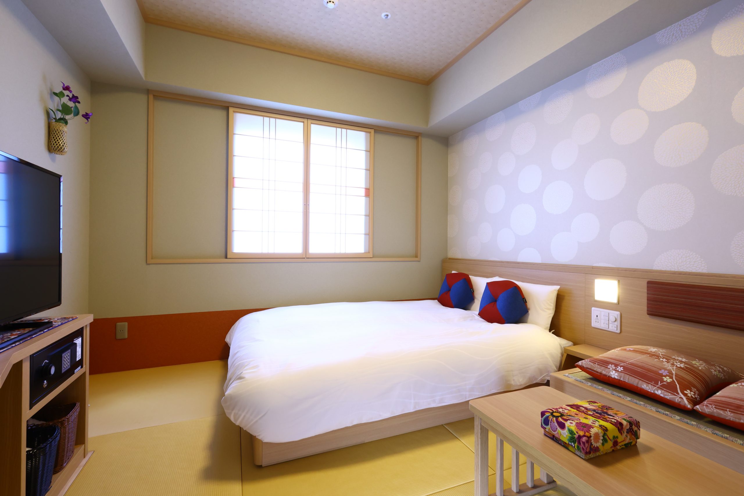 全国86棟のドーミーインで光触媒2.0「イオニアミストPRO」を導入