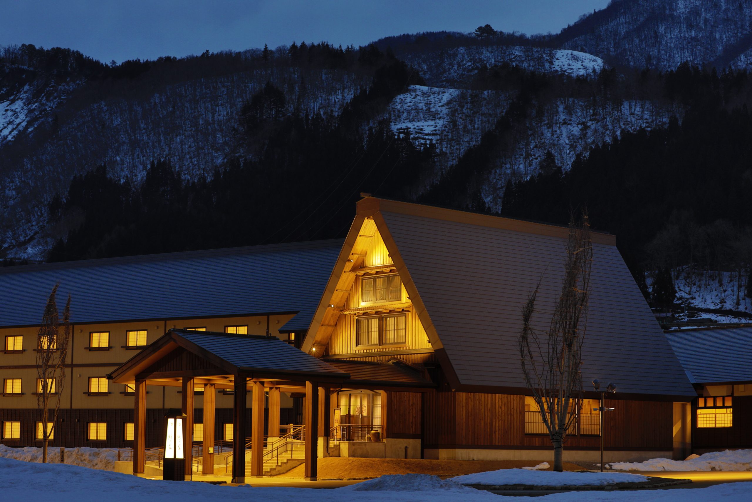 岐阜県白川郷の温泉リゾートホテル『御宿 結の庄』にてタクシー観光オプションプランを発売